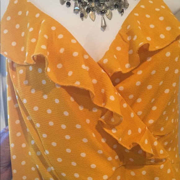 Top -Yellow/White Polka dot - Picture 3 of 4